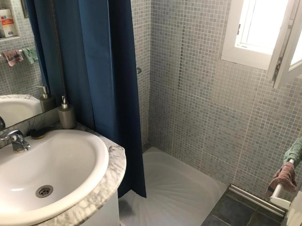 Casita La Paloma Bonita Del Pescador Hasta 5 Personas En El Casco Antiguo La Medina Centro Almeria Bajo Alcazaba Terraza Buena Vista Parking Privado Y Sabanas En Opcion Kültér fotó